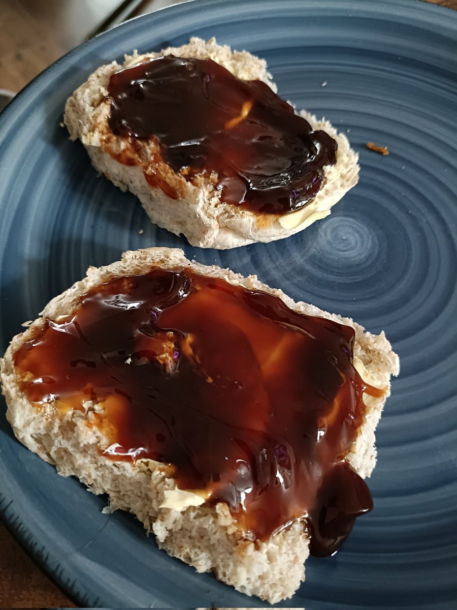 JopX1805's tweet photo. #appelstroop .. Ik vind het niet lekker, maar ik doe een poging.. https://t.co/BnVtai48Aw