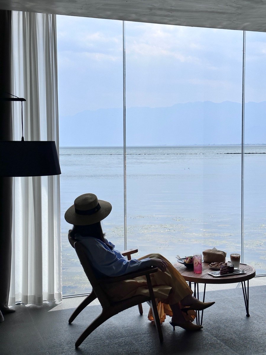 emanuele72's tweet photo. Taking 10 mins of deep breathing daily helps lower stress and boost energy—small steps make big health wins! https://t.co/1EJVVjJPO4