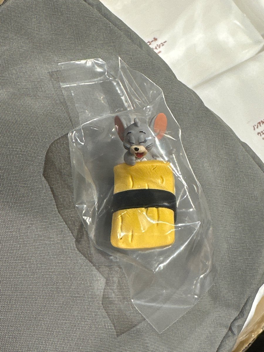 wb_1003's tweet photo. トムとジェリー トムジェリ Yummy Food コレクション3 ガチャガチャ 交換

【譲】タフィーお寿司

【求】タフィー納豆

郵送での交換希望📮 https://t.co/xpnsdU03di