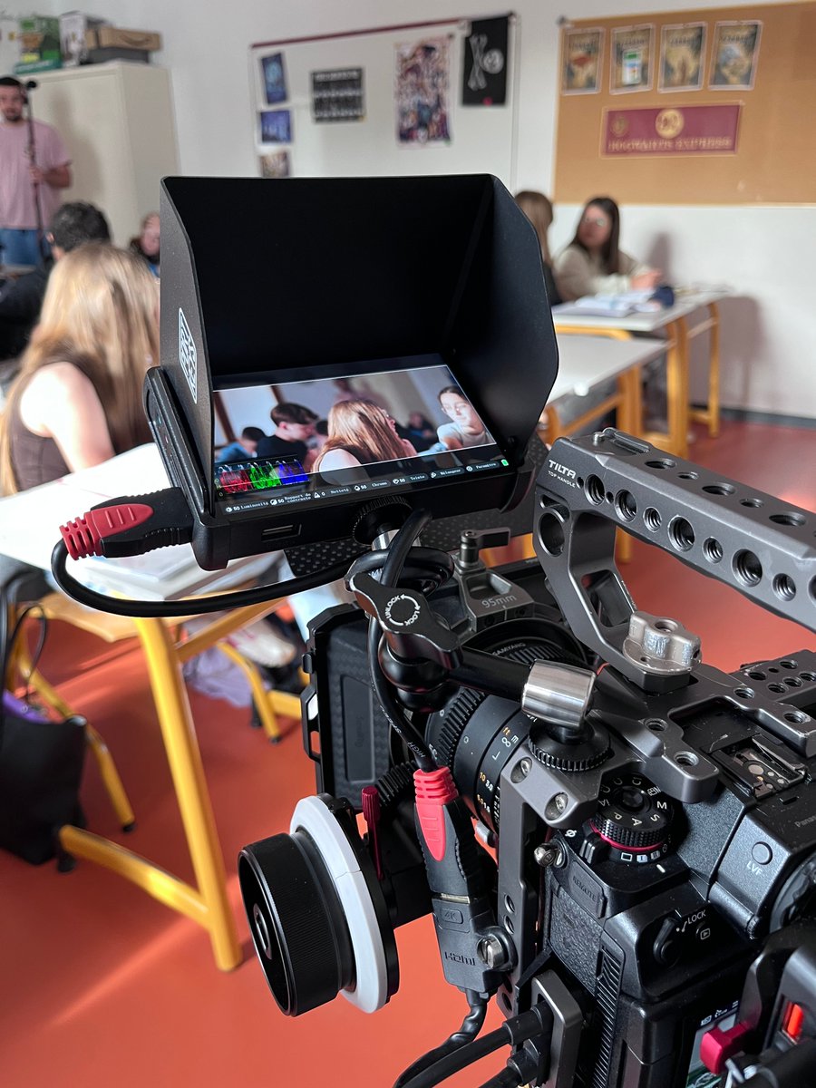 Portkeys_global's tweet photo. Portkeys PT5 III
800 nits | 5.4 inch | 154.4g
โ
Powered by MOVNORM OS
โ
Professional monitoring tools: Waveform, Histogram, Peaking, False Color, and 3D LUT monitoring.
cr: @ s.w.p_r
#portkeys #pt5iii #cameragear #camerarig #budgetfriendly #videomaking #contentcreators https://t.co/nCpuRpPxCt