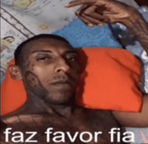 tangookie's tweet photo. e qual seria tbm o problema de ficar no cll mds deixem os cronicamente online em paz https://t.co/TVMo991lNC