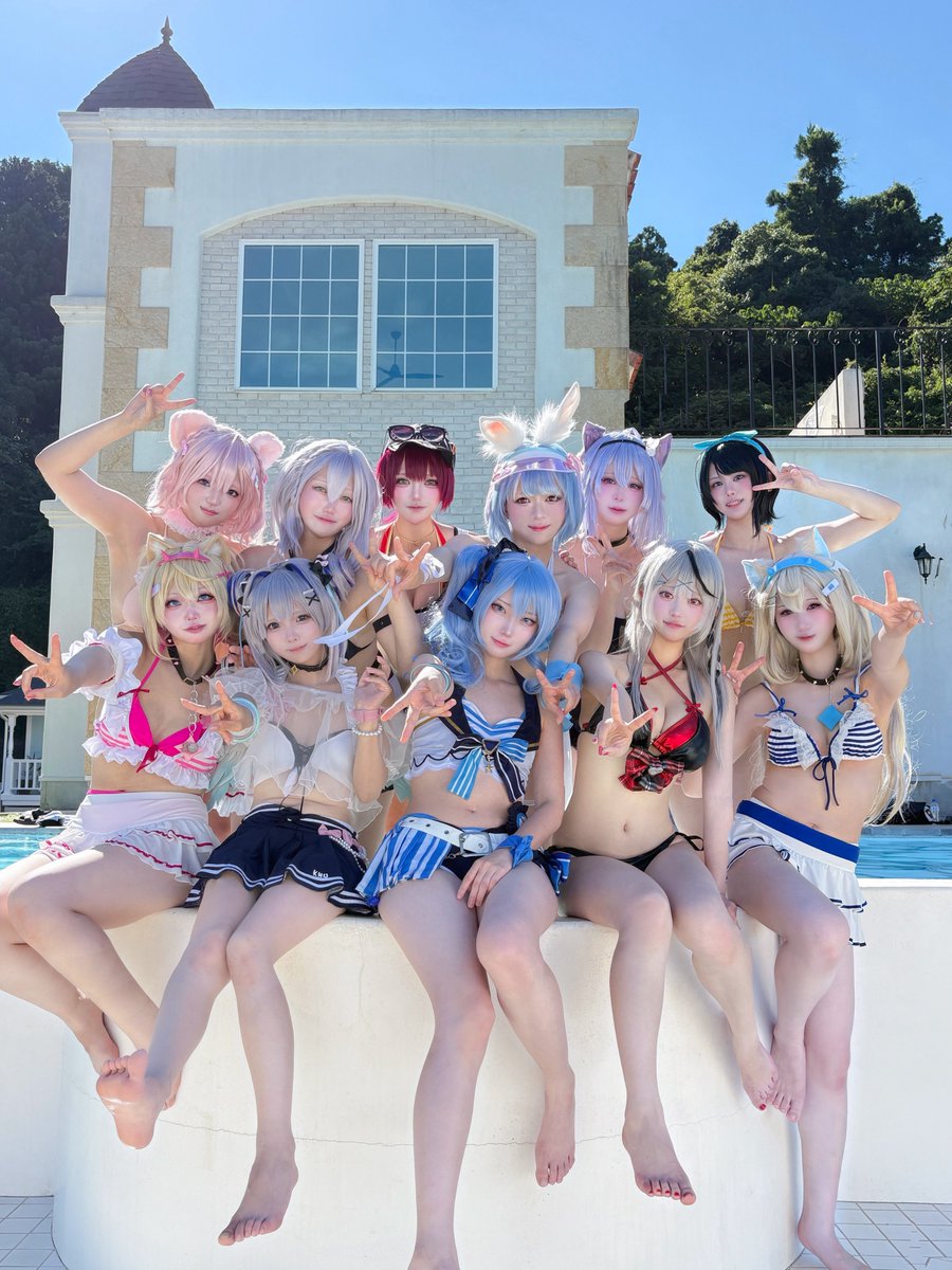 hirame_dayoo's tweet photo. 去年のホロサマ併せ🩵☀️

#ホロぷーるびより併せ
#hololivecosplay https://t.co/NfUHhQBUMw