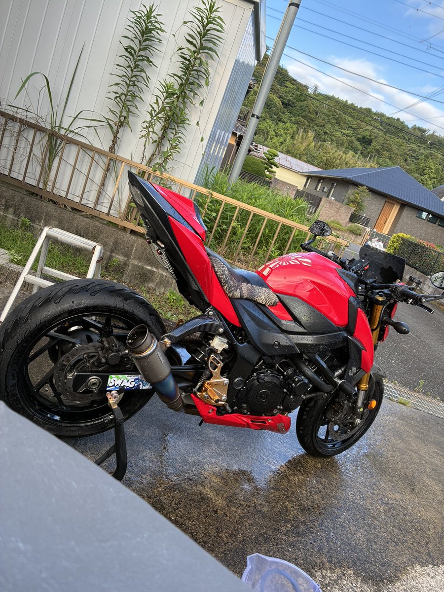 043bayarea's tweet photo. 昨日ケウェセキ洗車協会千葉県支部長にバトルマシンが汚いと叱咤激励を頂いので洗うマン https://t.co/0iBQsvI59U