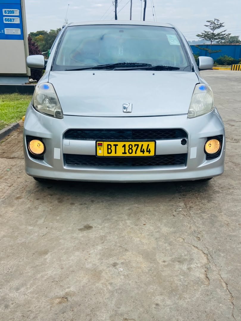 KngBlessa12's tweet photo. TOYOTA PASSO 
Model _ 2009 
Engine   3Piston brand New 
Smart in &amp; out ,well 
Low Fuel Consumption easy to maintain
Brand New tyre 4 onse
All papers Valid

8.5 million Only

BLANTYRE
   📞 0995563874 WhatsApp or Call https://t.co/M8XrR6cztT