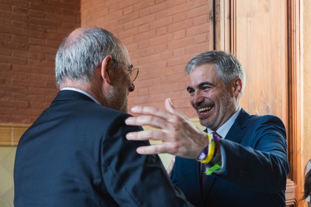 jduch's tweet photo. La cooperació entre regions de tota la conca mediterrània és una prioritat estratègica del @govern.

Amb el secretari d'estat per a la Unió Europea, @FernandoSMEU, he tingut l'oportunitat d'intercanviar punts de vista sobre com implementar el Pacte de la UE per la Mediterrània. https://t.co/smosJvEap9