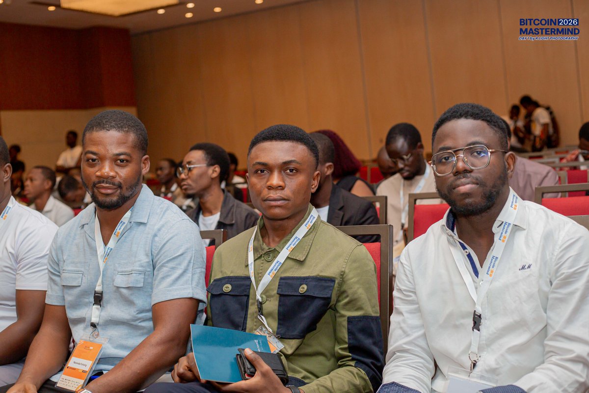 btcafriquefr's tweet photo. L'équipe de la Conférence Bitcoin Afrique était à Cotonou du 3–5 juillet 2026... 

Trois jours au Golden Tulip Le Diplomate pour la Bitcoin Mastermind (@btcmastermind_ ) 

Ce qu'on retient de ces trois jours 👇

JOUR 1 - DEV DAY : Le Bitcoin ne se raconte pas, il se construit. Ateliers techniques, mains dans le code, Lightning et self-custody au centre. 

JOUR 2 - CONF DAY : Le cœur des idées. Cas d'usage réels : paiement marchand, P2P, transferts intra-africains, mining domestique.  Bitcoin comme outil d'épargne, de transfert et de souveraineté face aux autres monnaies. 

JOUR 3 - CELEBRATION DAY Parce qu'un mouvement, ça se célèbre. Networking, visite culturelle à Ouidah, et cette énergie de communauté qui nous relie

Temps fort de l'édition : le lancement du Bitcoin Knowledge Hub  un projet qui va structurer la formation Bitcoin francophone dans la durée. 

Une évidence de plus que l'Afrique francophone n'attend plus l'autorisation de personne pour bâtir ses propres infrastructures, ses formations, ses conférences.

De Cotonou à Ouagadougou, Dakar, Douala, Libreville… ce ne sont pas des événements isolés. C'est un même mouvement qui prend corps, ville par ville en Afrique

Et ce mouvement, il se construit avec vous. 💪

Rejoignez la communauté CBA : suivez @btcafriquefr , partagez ce post, taguez un(e) ami(e) qui doit comprendre le Bitcoin, et venez au prochain meetup près de chez vous. La souveraineté financière africaine ne se délègue pas  elle se bâtit ensemble.

Merci à @Loicbtc , @mehounme  et toute l'équipe BMM pour l'accueil. On avance dans la même direction. 🚀

@miltonmbim @GedeonGnigni @nzondafotsing @BouhariMou2199 @ChoRimsky 

#Bitcoin #Afrique #BMM2026 #BitcoinMastermind #Cotonou #Bénin #Souveraineté #CBA