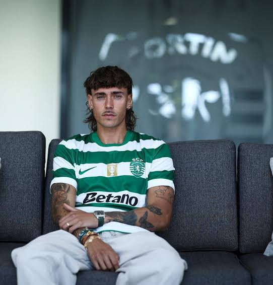 DTransferencias's tweet photo. 🚨 Panathinaikos está interessado em Ricardo Mangas e vai apresentar uma proposta ao Sporting CP, segundo @abolapt. https://t.co/TFXJqAA1Vk