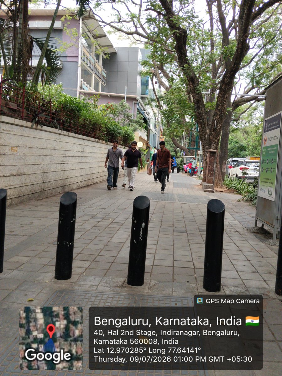 icindngr's tweet photo. Thank you, @krishnabgowda &amp; @GBAChiefComm, for the #SafeFootpath campaign. Finally, footpaths built with taxpayers' money are being reclaimed for the people they were meant for—pedestrians. Here's hoping this is sustained across Bengaluru. 🚶‍♀️🚶‍♂️ #WalkableBengaluru https://t.co/CHlV5CfOpT