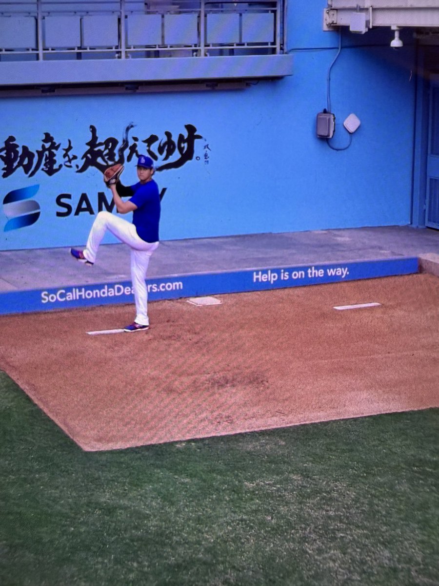 OriginallyYuya's tweet photo. この距離で観れて、その日に300号観れるとか。 https://t.co/kxtK8nBisn