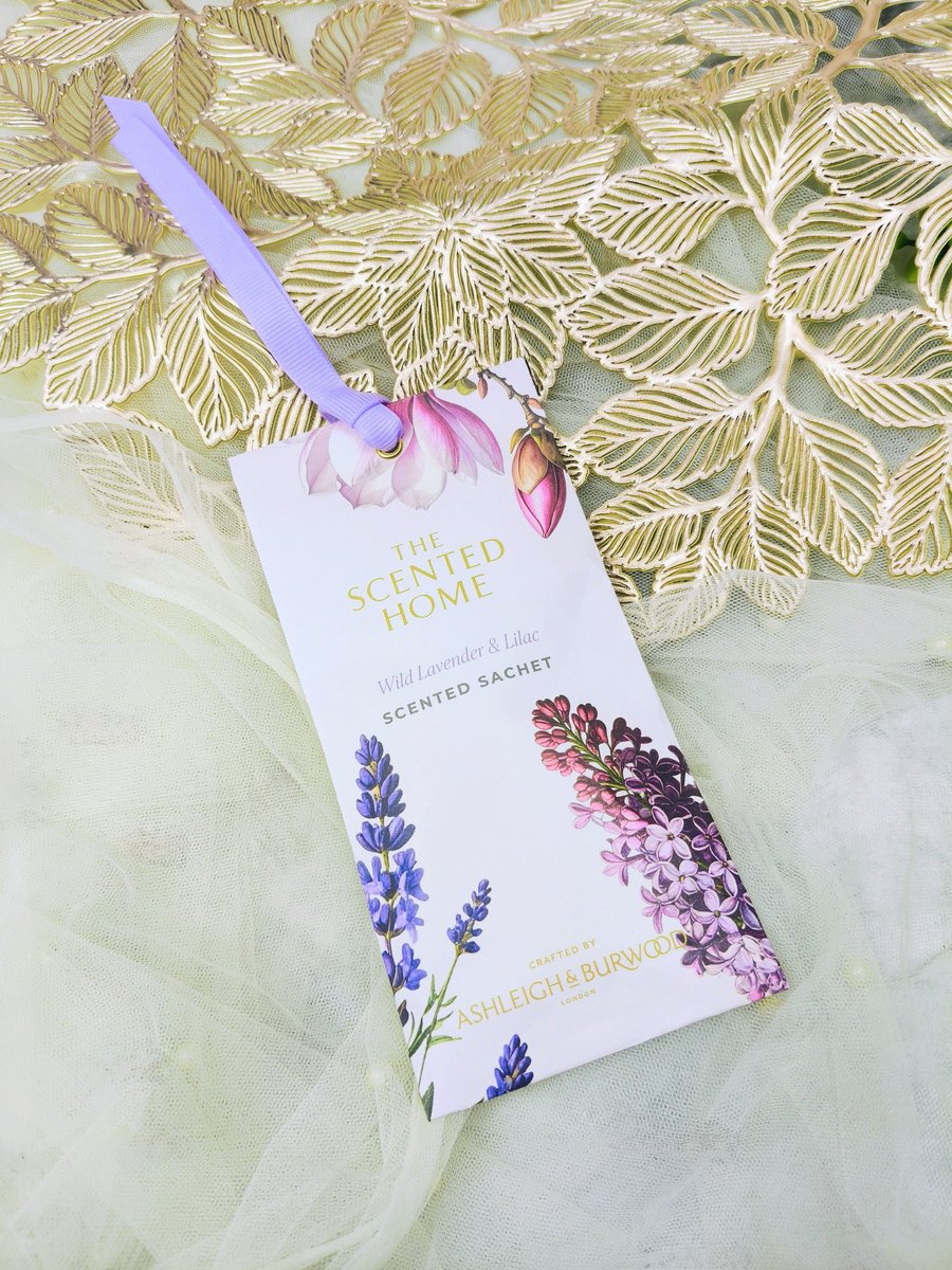 waltz_selection's tweet photo. 🌿おすすめ商品のご紹介🌿

『The Scented Home
by Ashleigh＆Burwood
サシェ ワイルドラベンダー＆ライラック』

穏やかなラベンダーの安らぎと、
ライラックの可憐なフローラルが
溶け合う、優しく平和な香りです。

#Waltz  
#Waltz通り 
#ワルツ通り 
#新宿 #新大久保
#おすすめ https://t.co/z4mlqGeCtX