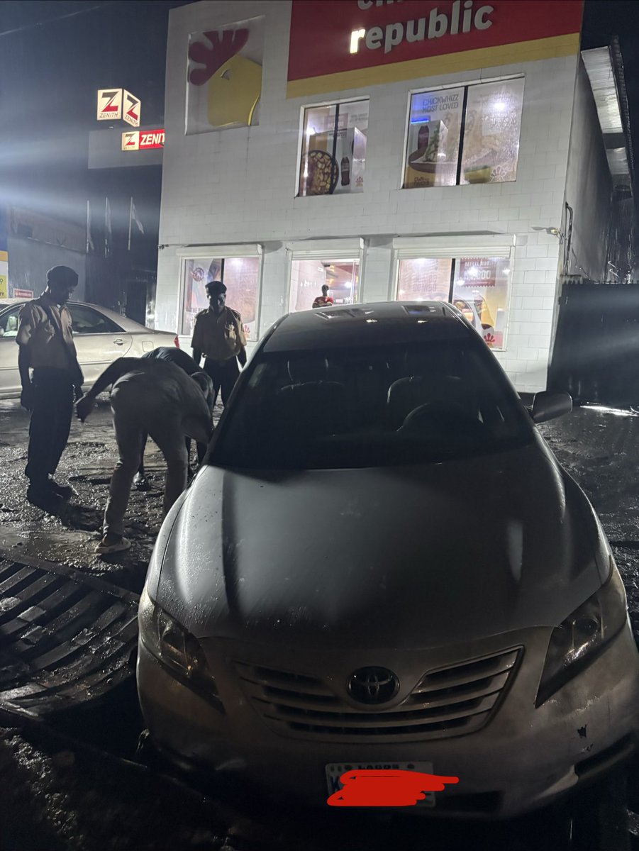 Yk21547684's tweet photo. Dear @ChickenRepublic , @CR_Customercare,

On 8 July 2026, at about 8:30 p.m., I visited your Mokola, Ibadan branch to buy food. After making my purchase, I attempted to drive out of your premises.

Unknown to me, the entrance had been damaged earlier by a trailer that came to load chickens. There was no visible caution sign, barricade, or proper direction from the security personnel to warn customers that the exit was unsafe.

As a result, my car plunged into the damaged gutter at the entrance.

The incident left me with:

Damage to my car
A badly damaged tyre
Money paid to the people who helped get my car out
Emotional distress from what could have been a much worse accident

I appreciate the good Samaritans who eventually helped lift my car out. However, this incident was entirely preventable. If the entrance had been properly cordoned off or customers had been directed away from the damaged area, this would never have happened.

I believe this reflects a failure to adequately secure a known hazard on your premises. I hope Chicken Republic takes responsibility for this incident and reaches out to resolve it, while ensuring no other customer experiences the same thing.