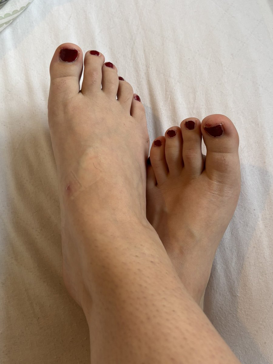 liprettytoe's tweet photo. @moneyslavveee dm me for more like this 🥰 https://t.co/2fq32PTBOE