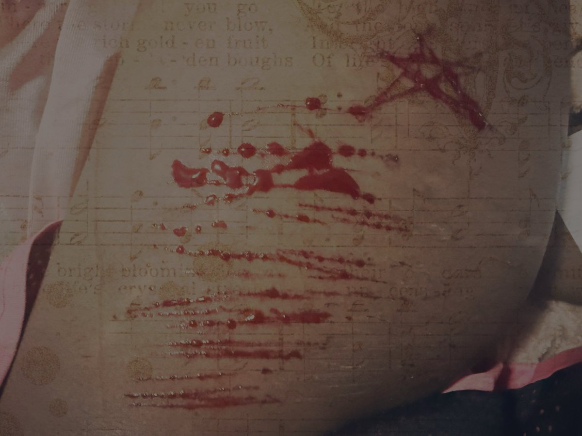Blehhhxj's tweet photo. My cute little kit 𑣲
I love it sm but I’m running out of bandages 😞

Kit consists of: Lots of bandages, alcohol wipes, and a scented marker for designing or just doodling .ᐟ.ᐟ
#shtwt #shhtwt #groommetwt 

FAKE BLOOD!!!! REALISTIC CGI!! https://t.co/I20Txskvxq