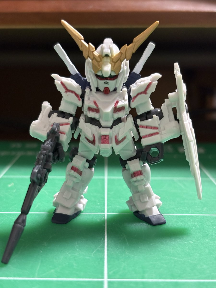 MOBILE SUIT ENSEMBLE 01 006 ユニコーンガンダム(デストロイモード