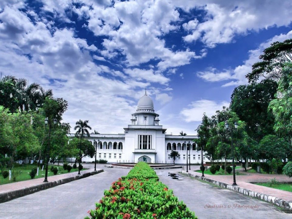ani_digital's tweet photo. Bangladesh Supreme Court restores caretaker government system, referendum provision

Read @ANI Story |
https://t.co/eLH4alsyyy

#Bangladesh #SupremeCourt #CaretakerGovernmentSystem #ReferendumProvision https://t.co/L5hixHsQmu