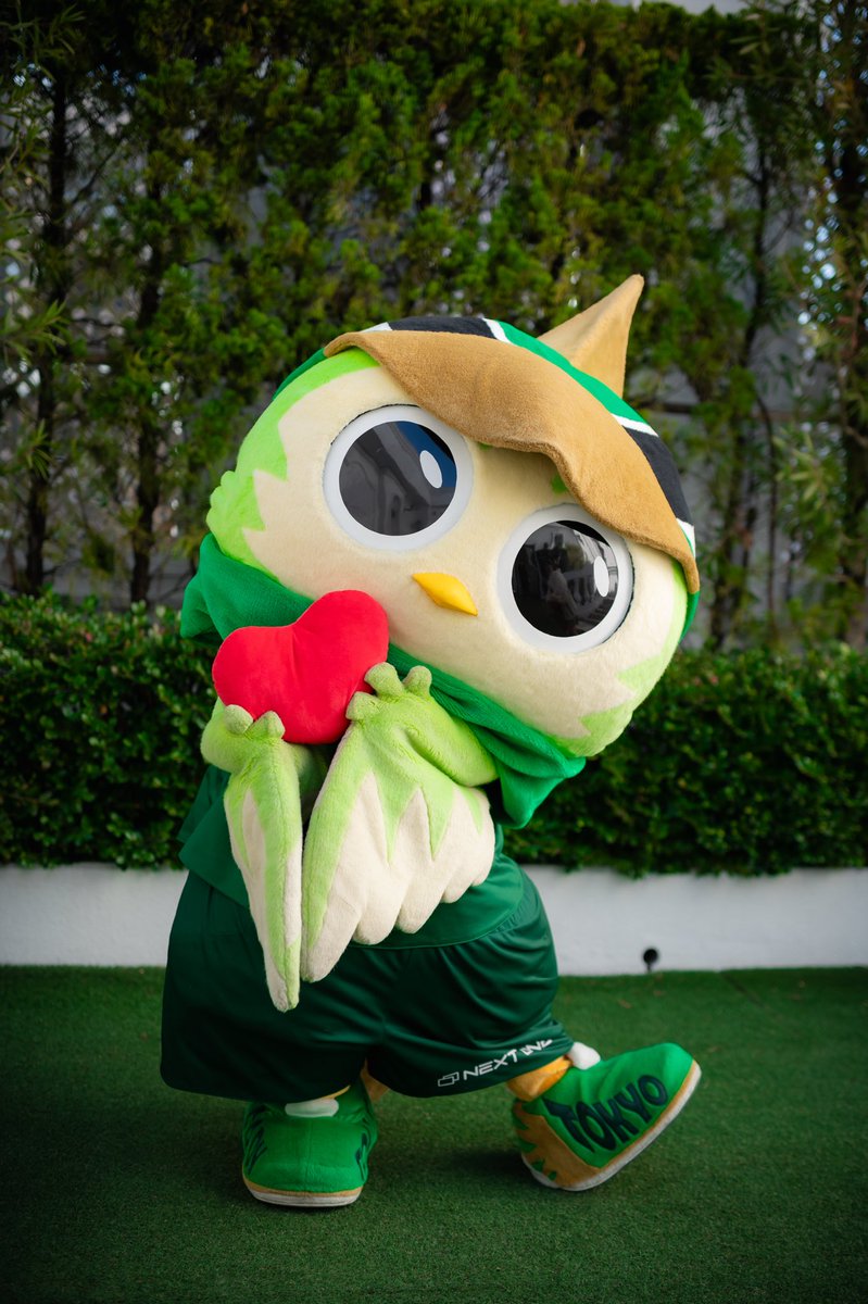 GraOnew's tweet photo. 前に可愛いなぁと思ってた鳥の子、ヴェルディのマスコットだったのね😳
まん丸頭がモクローぽっいと思ってたんだよね🤭ルークと仲良しだし、これは運命…初の⚽️は尚更ヴェルディしかないっ✨️
リヴェルンのSNSフォローしたけど勝利のルンてタグ可愛い😭
ぬい欲しいし、当日グリとかないのかな🤔 https://t.co/itDS0ud7R2