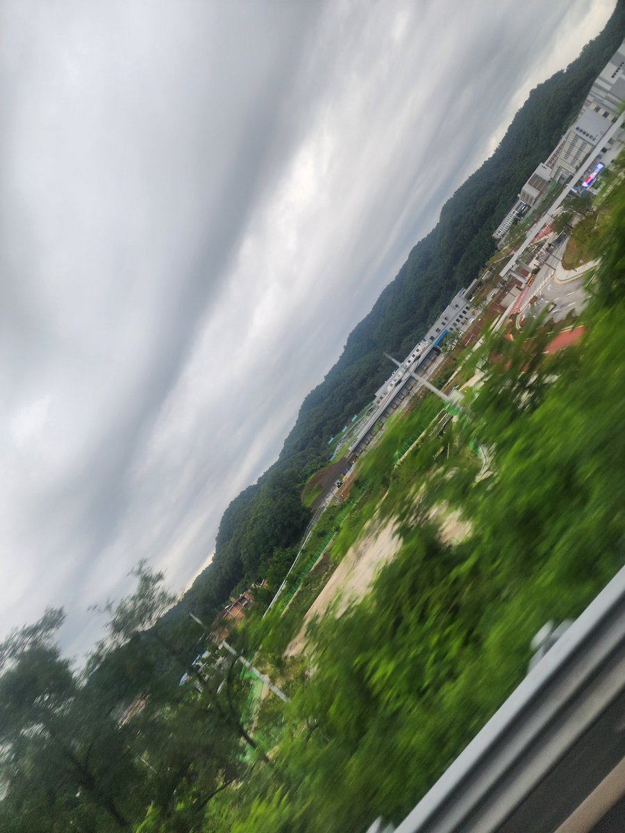 amelcook's tweet photo. 간다
집에 https://t.co/9KvnmIm10I