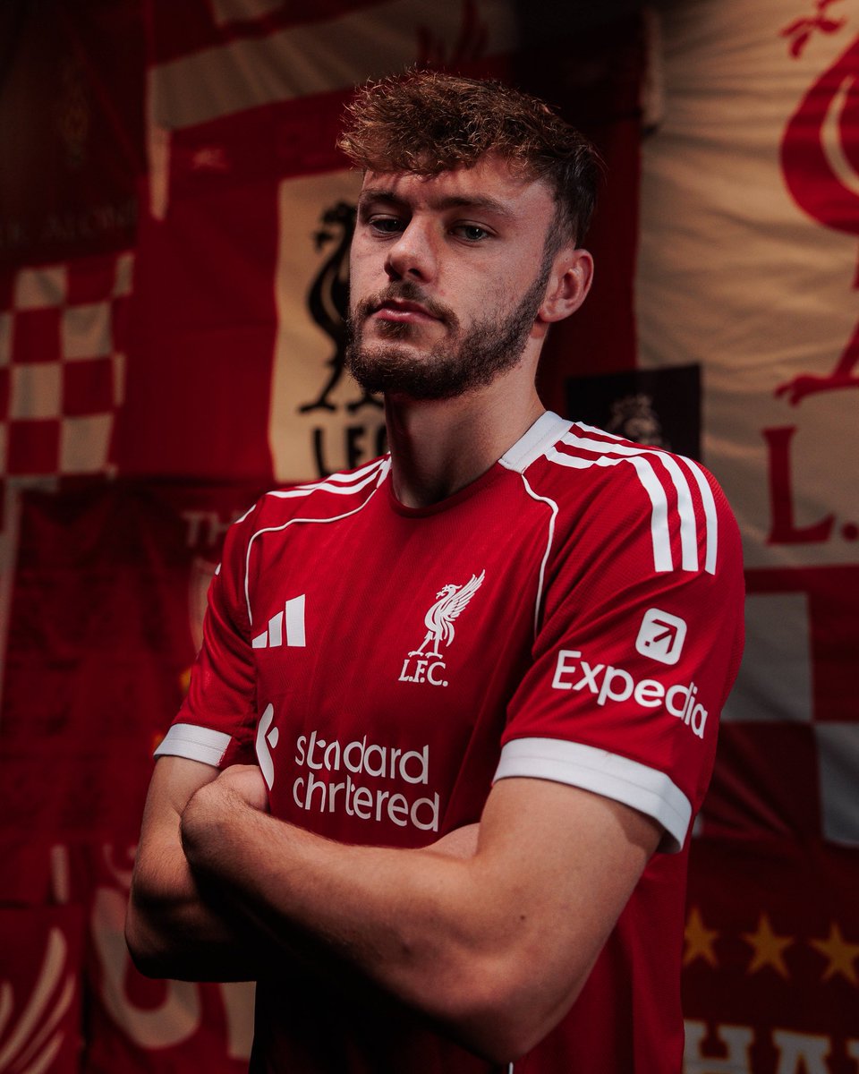 SamueILFC's tweet photo. Happy 23rd birthday, Conor Bradley!

Hope we see you back on the pitch soon. ❤️ https://t.co/loQw9o3Ep4