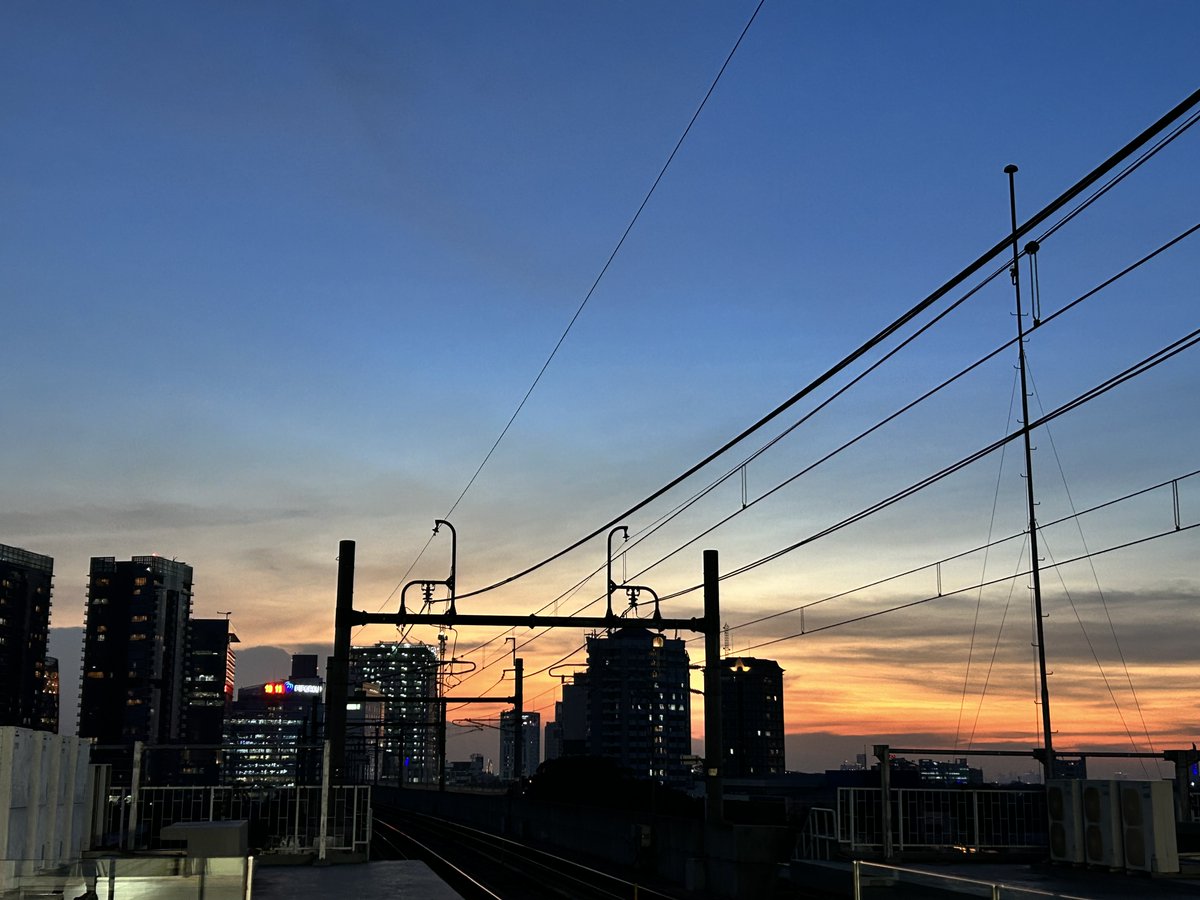 Syahfarhan10's tweet photo. Ini versi MRT nya😍 tebak stasiun mana https://t.co/Gsm65NPdOG