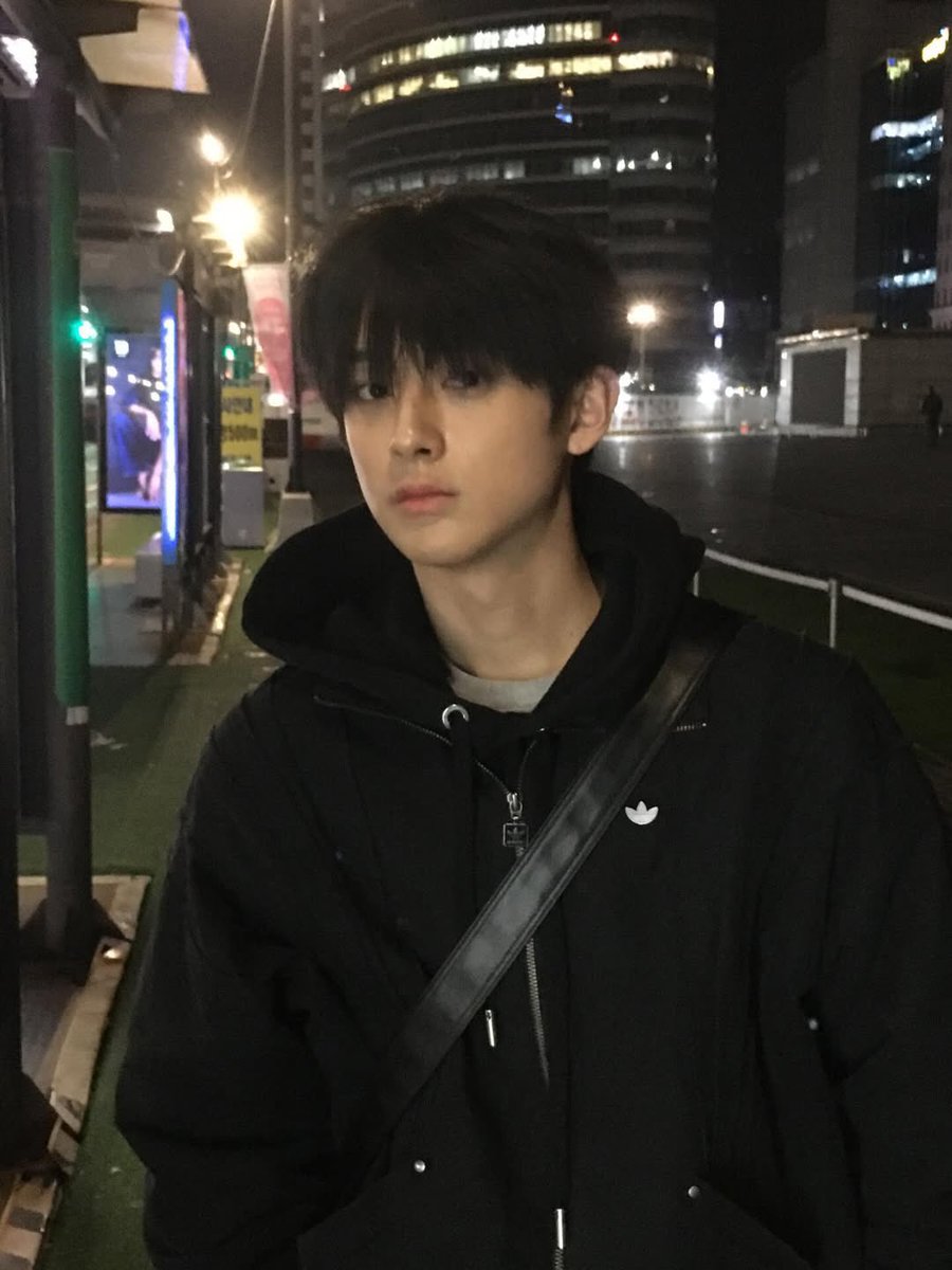 minsya16117's tweet photo. 🌙 https://t.co/RxbhonqUXG