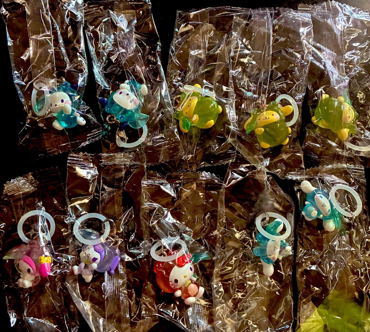 katadk3's tweet photo. 被ったが、なんとかコンプ🥹

#めじるしアクセサリー
#けろけろパーティー https://t.co/00wYUQ212d