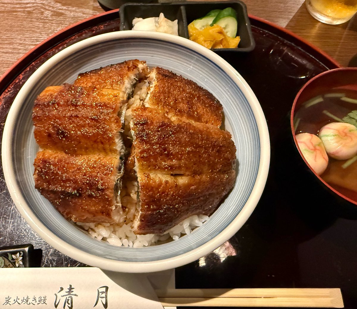 nuruhati2001's tweet photo. 頂きます。表面はパリパリ、中はフワフワってやつ https://t.co/B2KeXa9k6W