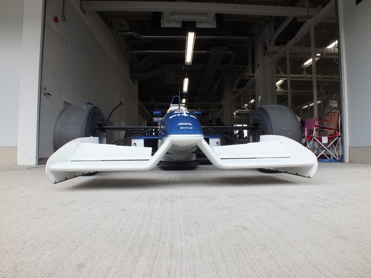 flatouthp's tweet photo. 2013年撮影、ティレル019フォード
ローアングルもほどほどにw
#f1 #f1jp #sformula #supergt #carphotography #写真好きな人と繋がりたい #モータースポーツ https://t.co/6OIUiIJAcF https://t.co/OwZtJjlp1z