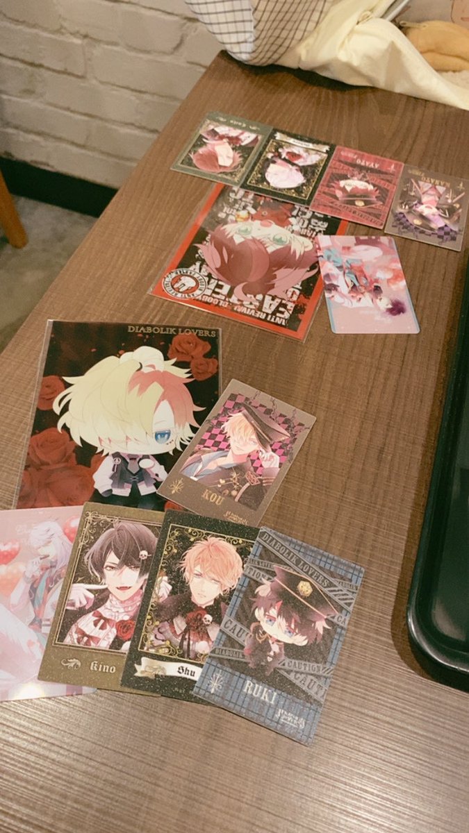 97xx_00's tweet photo. おはようございます！
おひさなゆりかだぜ🤟🏻

本日前半おる❕
話そう！乾杯しよう！話そう！

お待ちしておりまする🙌

───
安定にオタ活してるよん https://t.co/pAmIh5hVJ2