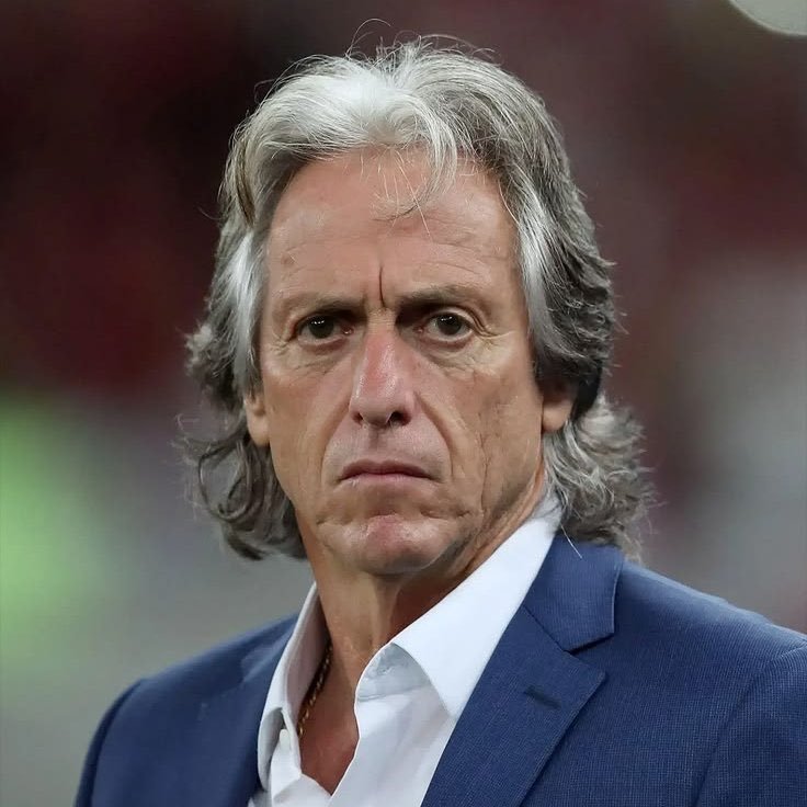 utdnarmi's tweet photo. Jorge Jesus 

"I'll return back the smiles of the Portuguese." https://t.co/LP2aFkrUjB