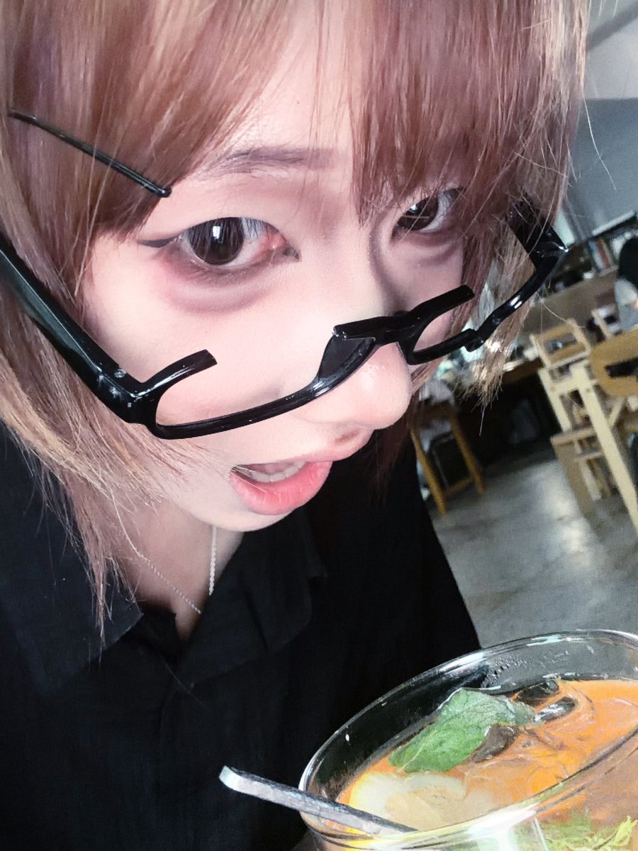 bbinou_cos's tweet photo. 요새 제정신이 아닙니다,,
왜냐고 물으신다면
v v

*.☆ 내 옆에 님들이 없어서 *.☆ https://t.co/4H9We1WWgJ