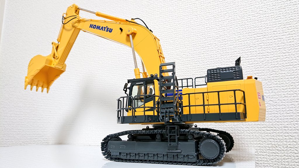 コマツ PC1250ｰ11 油圧ショベル 砕石仕様 1/50