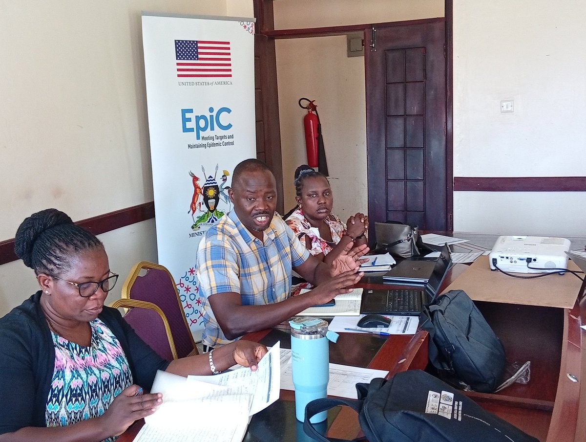 namayingo's tweet photo. A Community Health Extension Workers (CHEWs)Performance Review &amp; Support Supervision Feedback Meeting is underway to assess performance, review community-level findings, identify improvement areas &amp; share best practices to enhance community health service delivery @MinofHealthUG https://t.co/O4PYLABU4z