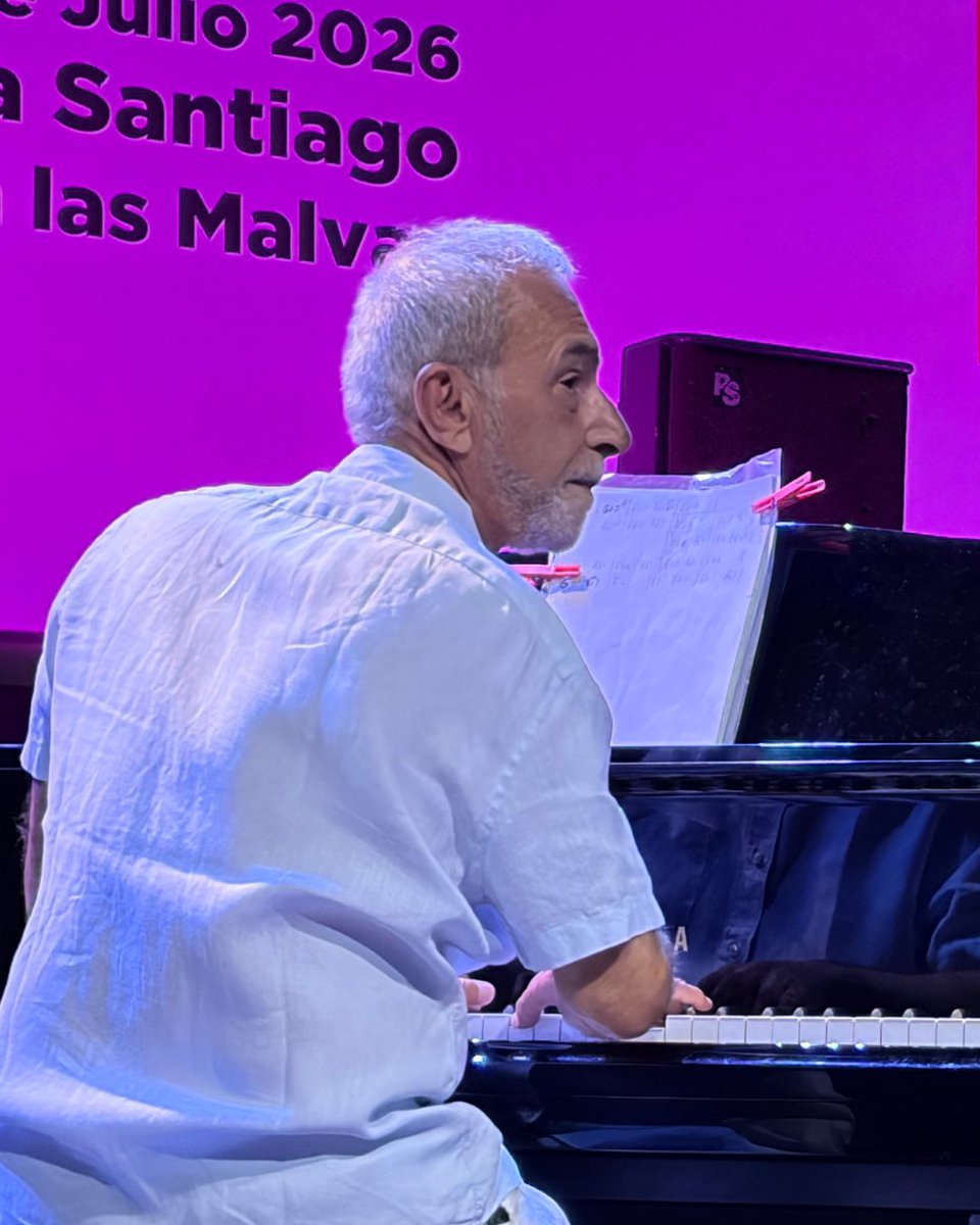 Clubjazzmil's tweet photo. 🎹 Ha sido un placer contar con Fabio Miano en Jazzmil 2026. Él fue el músico del primer concierto del Club de Jazz en abril de 1996. 

En esta edición, ha compartido escenario con Perico Sambeat, Toni Lakatos y Marc Miralta. #jazzvillena #musicaenvivo #jazzmil https://t.co/NcgTloVn6V