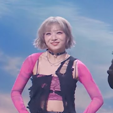 _bluejisoo's tweet photo. この笑顔を見るために生きてるまである https://t.co/m7VLr4egmc