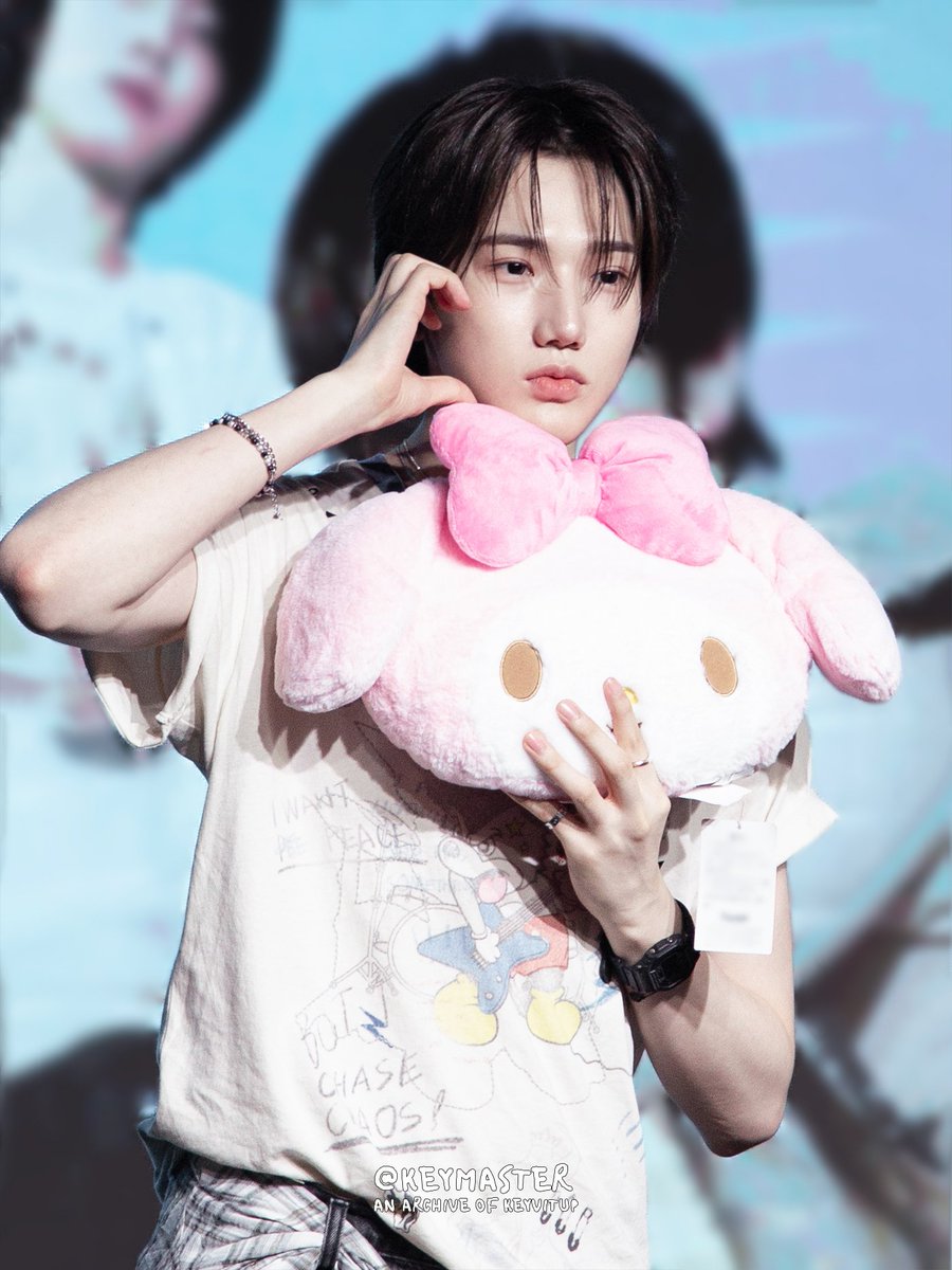 BabyBora_Ident's tweet photo. #HYUNMIN #현민
#KEYVITUP #키빗업 https://t.co/kG1ftCFemj