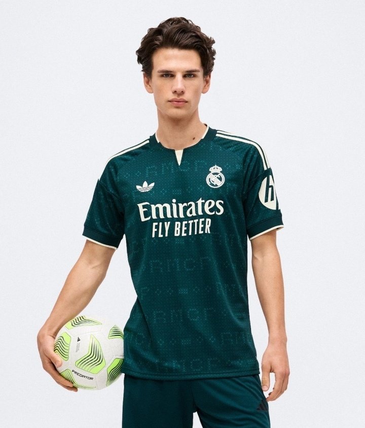 Ax_1902's tweet photo. 🚨 - في يوم 23 يوليو سيتم طرح قميص الملكي ريال مدريد الثاني لـ موسم 2026/27 💚 https://t.co/eNSSygeXJR