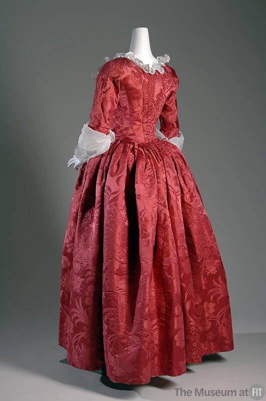 kateStrasdin's tweet photo. I first learnt about textile designer Anna Maria Garthwaite over 30 years ago now, when I was studying for my MA. It was so refreshing to discuss a named woman designer from that period, one of the few whose legacy survives. This 1770s fabric is one of her creations @museumatFIT https://t.co/PoWjvJHpGQ