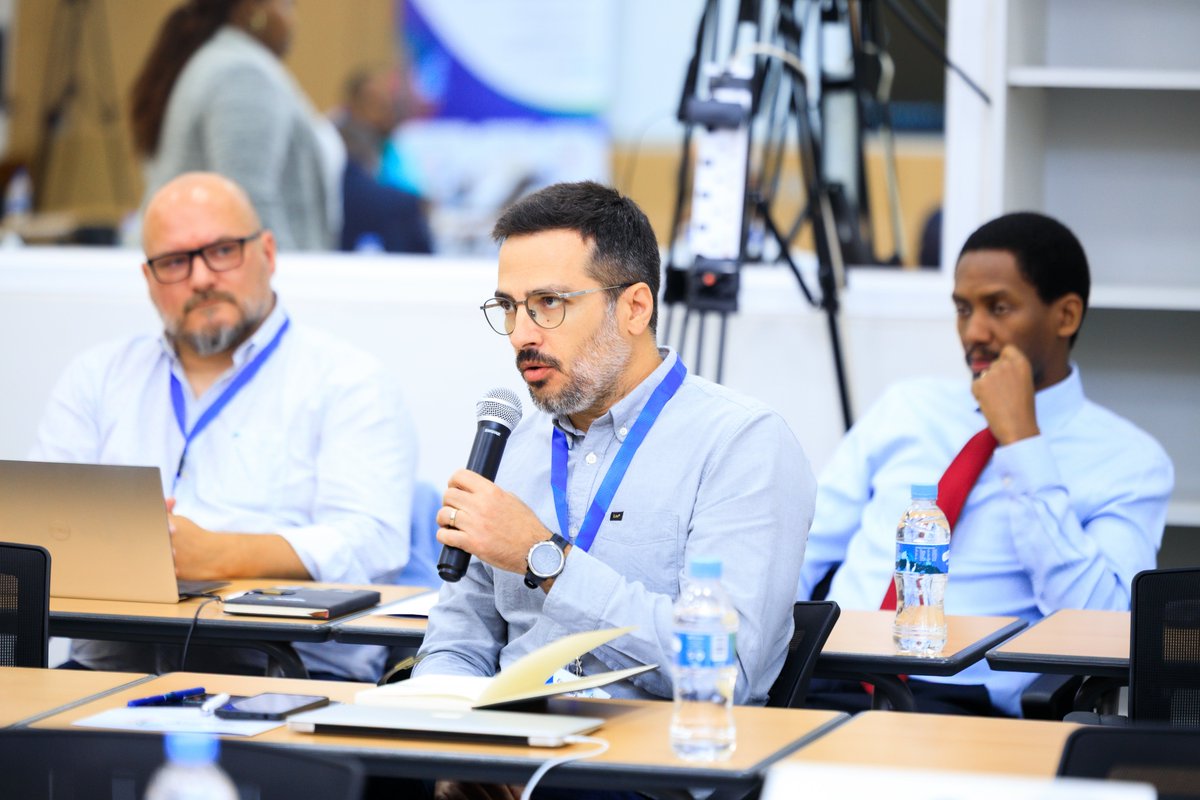 UR_aceds's tweet photo. Today, a meeting of the African National Public Health Institutes (NPHIs) Network for Training in Integrated Health Informatics and Data Science:Scaling Up Infectious Disease Modelling (EpiScientia Network) project, was held at the @Uni_Rwanda https://t.co/r6OoUayv15