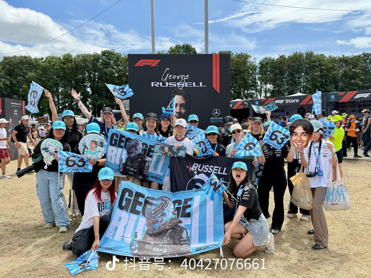 ItsaboutGR1's tweet photo. George took to Chinese TikTok (Douyin) to thank his Chinese fans for cheering him on at Silverstone.
“Thank you for a special weekend in Silverstone🩵” https://t.co/cQSOff4b06