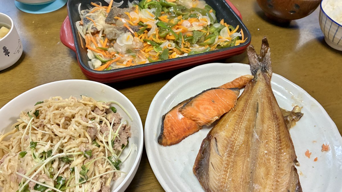 tyokopark's tweet photo. 今日の晩御飯はお魚だよ🥳 https://t.co/cPjui7J3GI