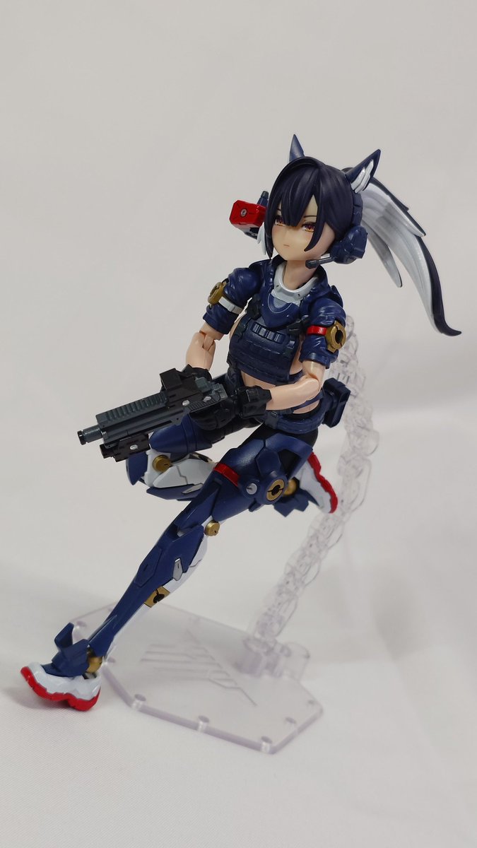typef5's tweet photo. ポーズ色々と軽装モード
今回使用したガレキ
ブースターとロングランチャー
BadRabbitFactory(@ria9_BRF)さん https://t.co/GgWYtz4W2A