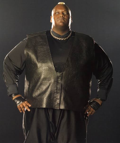 vampzerino's tweet photo. @FaustianNarcan she lowkey looks like Viscera https://t.co/DVqJgJDKQX