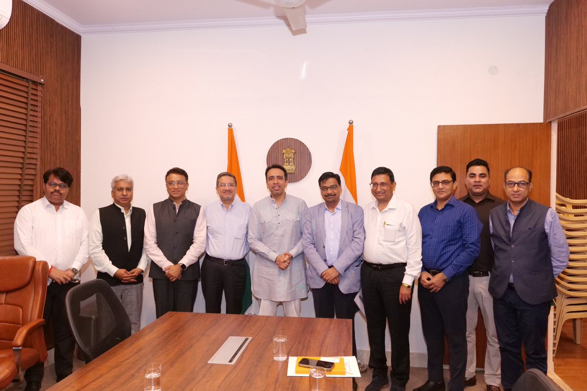 Office_ChJayant's tweet photo. Hon’ble Minister of State (I/C) for Skill Development & Entrepreneurship and Minister of State for Education, Shri Jayant Chaudhary, met representatives of the Indian Sugar & Bio-energy Manufacturers Association (ISMA).

The discussion focused on PM-SETU and the importance of industry participation in transforming India’s ITI ecosystem. Industry-led partnerships will play a key role in strengthening training infrastructure, aligning curricula with workplace needs and preparing young people for future opportunities.

Building stronger linkages between industry and skilling institutions remains central to creating a future-ready workforce.

#SkillIndia #PMSETU #ITI