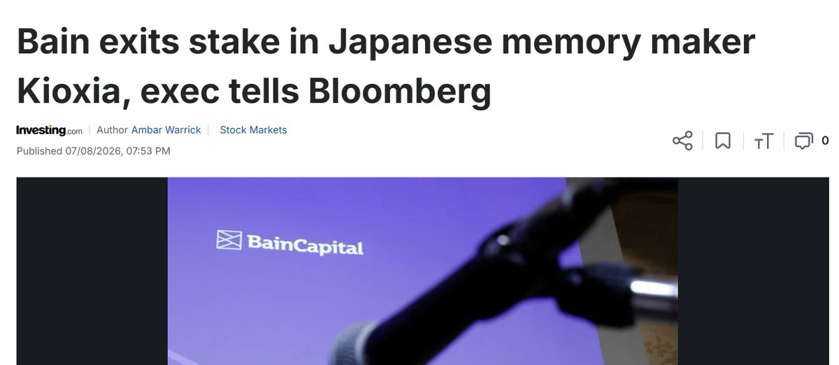 mujun5566's tweet photo. キオクシアのニュースが出た。
Bain Capitalが全ての株を売却完了したと。市場は喜んで7%上がった。でもこれ、本当にいいニュースなのかな。

考えてみるとさ、Bainは2018年に18ビリオンで買収して、その後ずっと持ってた。そして去年の11月に20億ドル売って、今年の2月に35億ドル売って、そして今月全部売却完了。なんか段階的に逃げてるように見えないか。

今キオクシアの時価総額は56兆円で日本で一番高い。
丰田をも超えてる。
これってAI需要で一気に上がったやつでしょ。
Bainがいま全部売却するってことは、もうこれ以上の上昇は見込めないってことじゃないのか。

内存チップの価格もな、上期でピークアウトしてるみたいだし、Samsung とか SK Hynix とか Micron とか、みんな産能を増やしてる。
来期以降、価格は下がる可能性が高い。
Bain が売るタイミングって、ちょうどそのピークの時期だよ。

短期的には確かに7%上がった。追加上昇もあるかもしれない。でもこれはスマートマネーが逃げた後の追い上げ買いじゃないかな。後から入ってくる投資家は、もう割高な価格を買わされてるのかもしれない。

自分のポートフォリオで言うと、Micron の PUT を持ってるけど、このニュースは結構いい材料だ。キオクシアが売却するってことは、内存チップ全体の調整局面が来てるってサイン。Micron も当然影響を受ける。

だからさ、ここから買い増しするのはちょっと慎重になった方がいいかもな。
特にこのセクターは。
天井がどこなのか、もう少し様子を見たい。

$KIOXIA $MU #メモリチップ業界 #AIバブル #投資戦略