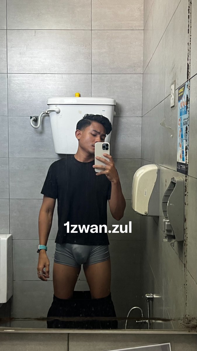 izZ tweet media