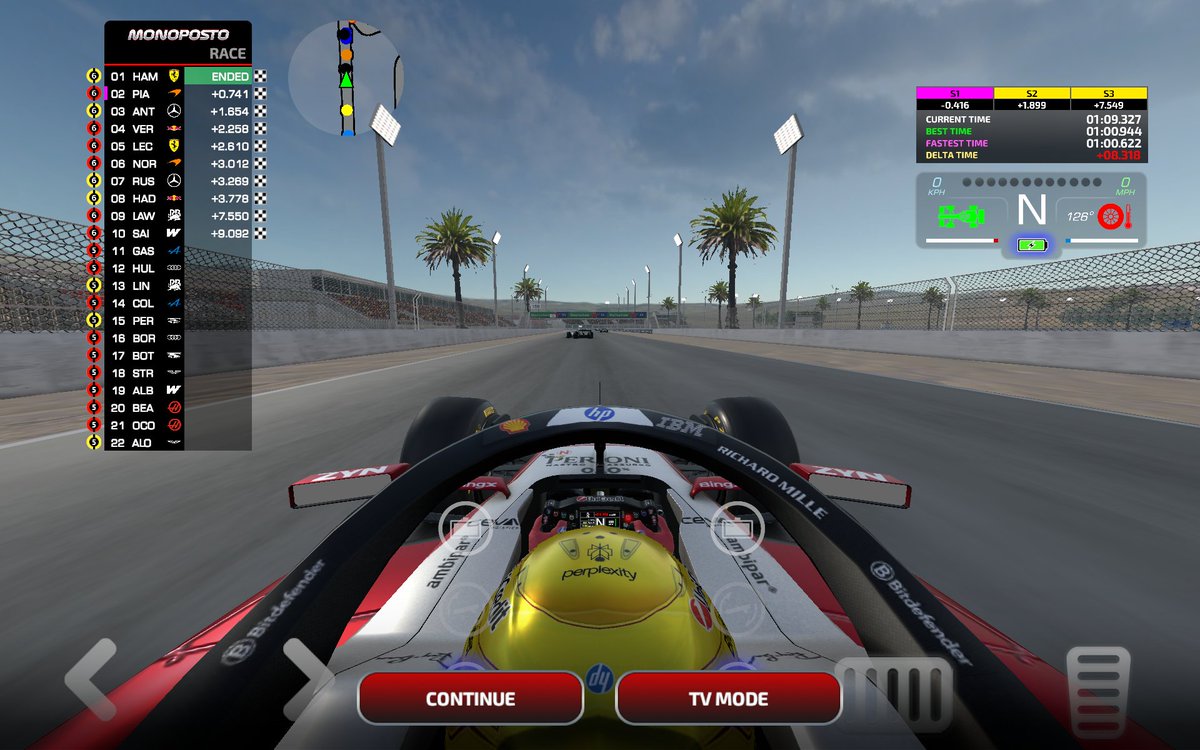 MertSagan35's tweet photo. (güncellendi)-Bahreyn Uluslararası Pisti'nde SIR Lewis Hamilton ile yeni rekor 1;00.944 Total 05;28.089 #F1mobilegametheMonoposto https://t.co/IxAenYezpq