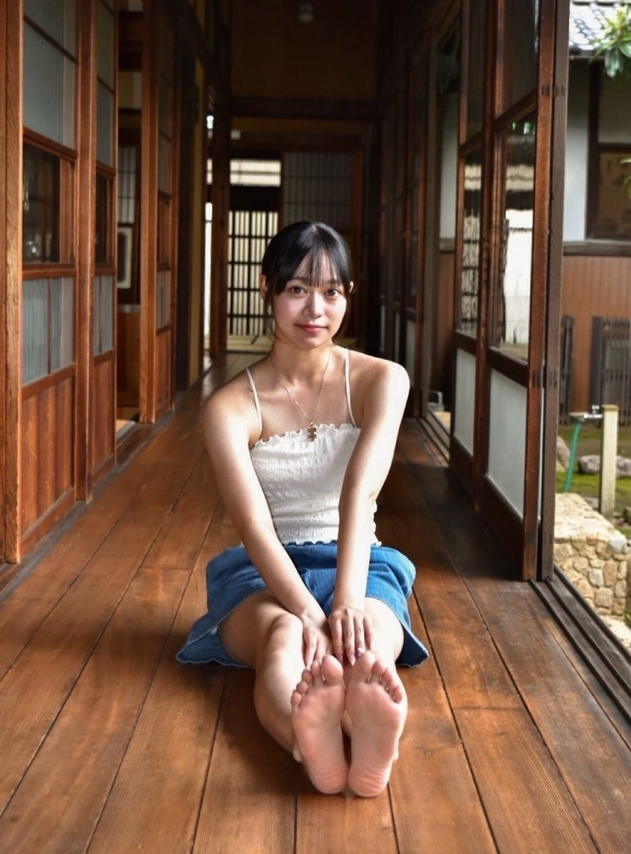 yui_lab0's tweet photo. 足裏ってなんでこんなに人気なの？🤔

#被写体 #被写体モデル  #ポートレート #portrait #名古屋 #撮影会 #裸足　#足裏 https://t.co/APriVB3V0s