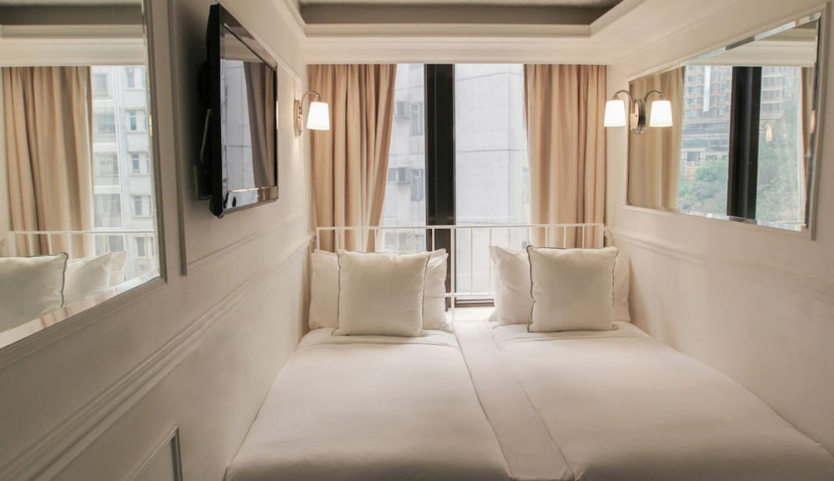 riaberry21's tweet photo. FS: HONG KONG HOTEL BOOKING FOR BTS ARIRANG TOUR 💜

🏨 Mini Hotel Causeway Bay
📅 Mar 05 -09 2027 (4nyts)
👥 2 Adults
🛏️ Twin Room

📍 Only 16 km (approximately 25 minutes by car) from Kai Tak Stadium, making it a convenient stay for the BTS ARIRANG Tour.

📩 DM me 
#BTS_ARİRANG https://t.co/KzkLsgp96W