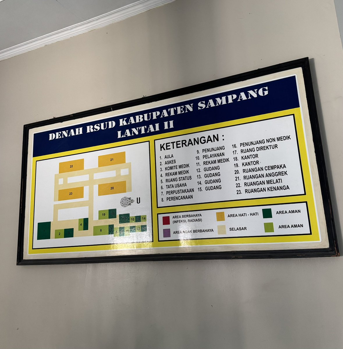 waniragat's tweet photo. Bangkalan, Sampang, nginep Sumenep
Mene lanjut pamekasan, lalu moleh Suroboyo https://t.co/8kUJI16RRv