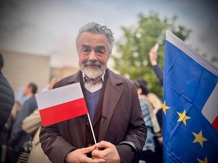 gozefinagold's tweet photo. ДО НЕРОЗУМНИХ ПОЛЯКІВ ІЗ ПОЛЬСЬКОЇ ПРАВИЦІ
Ваша легковажність і брак політичної далекоглядності безпосередньо загрожують безпеці Республіки Польща
Ви, хто найголосніше повторює гасла про патріотизм, суверенітет і захист польських інтересів, на практиці сьогодні реалізуєте ⬇️ https://t.co/e1d380crqh